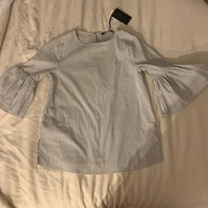 Gibson, Size SM, black and white striped